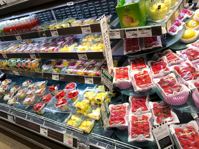 カットフルーツ