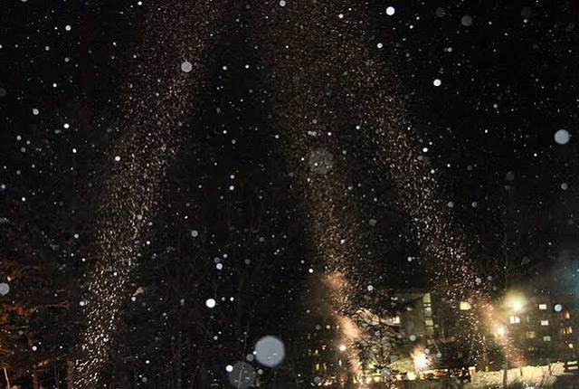 神秘的なダイヤモンドダスト（細氷）